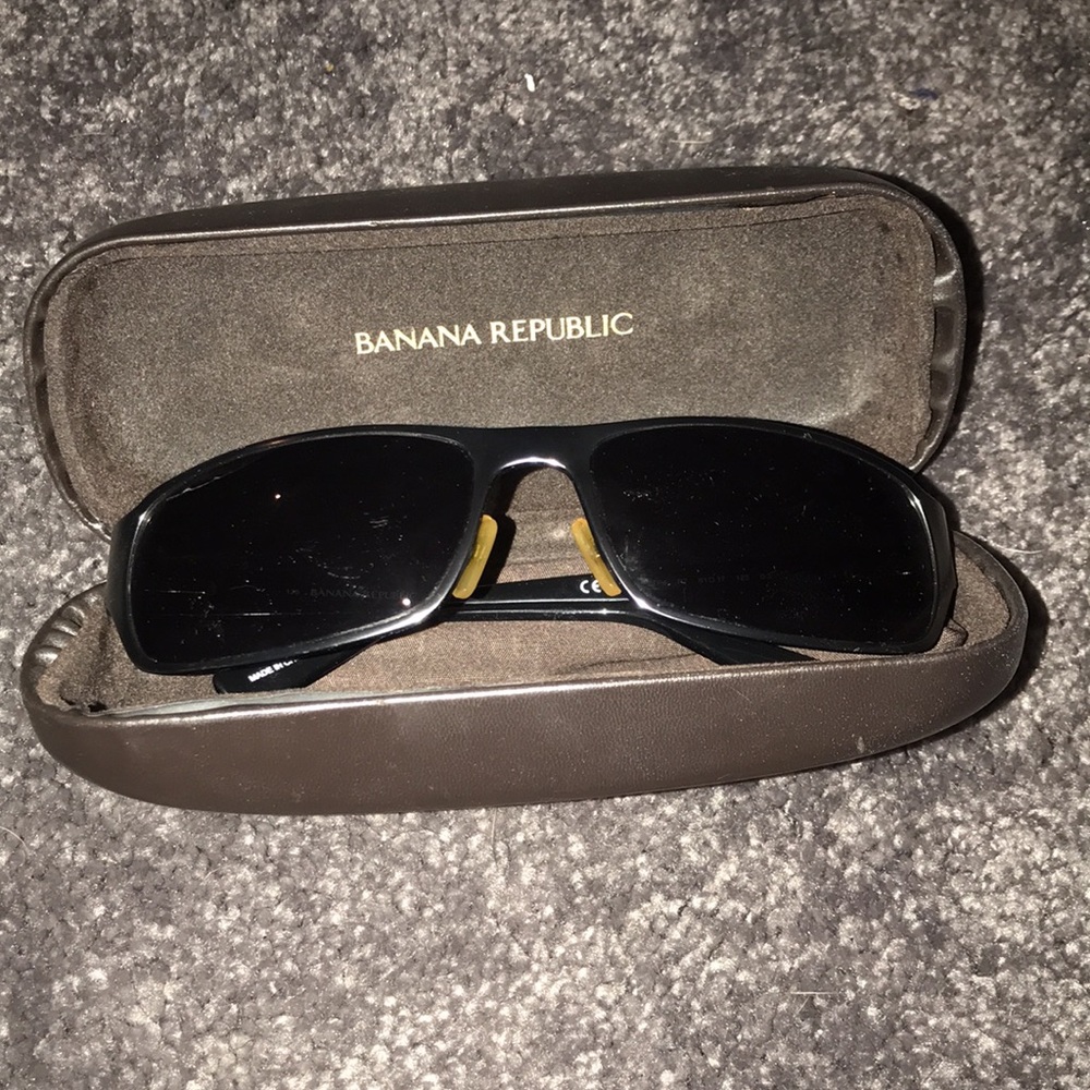Banana republic sunglasses
